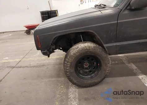 1997 Jeep Cherokee Sport из США, поврежденный, VIN 1J4FT68S1VL595015